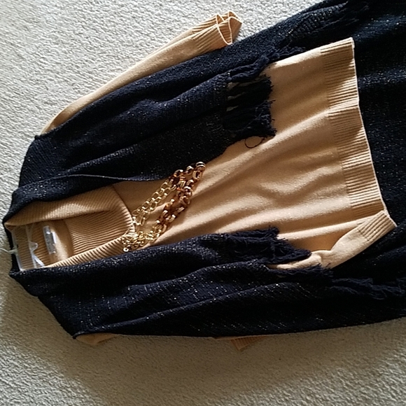 Avenue, Black cardigan with gold shimmers, sweater, size 14/16 - Picture 3 of 11